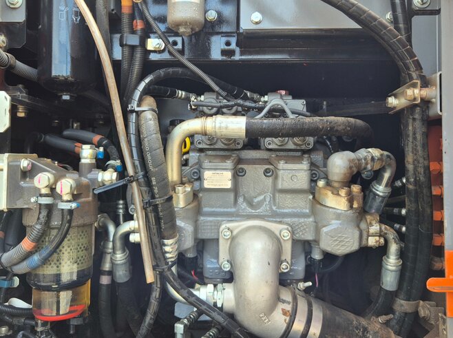 Hitachi ZX170W-6