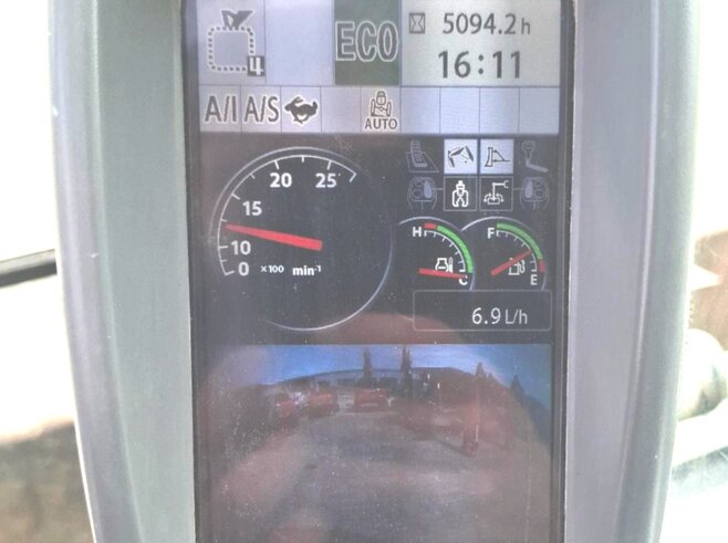 Hitachi ZX220W-5