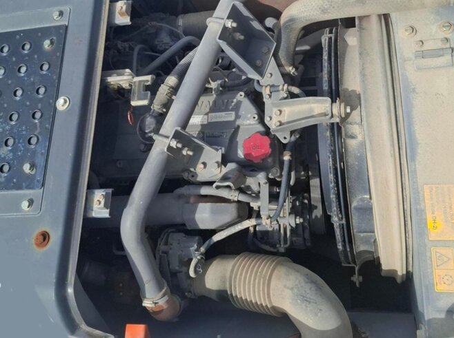 Hitachi ZX220W-5