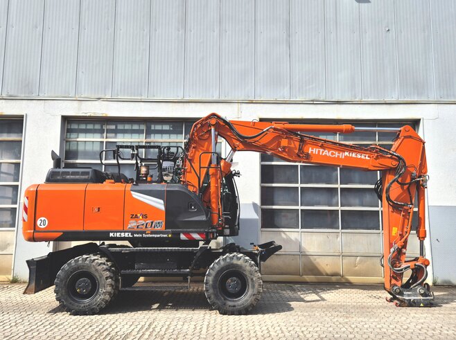 Hitachi ZX220W-7