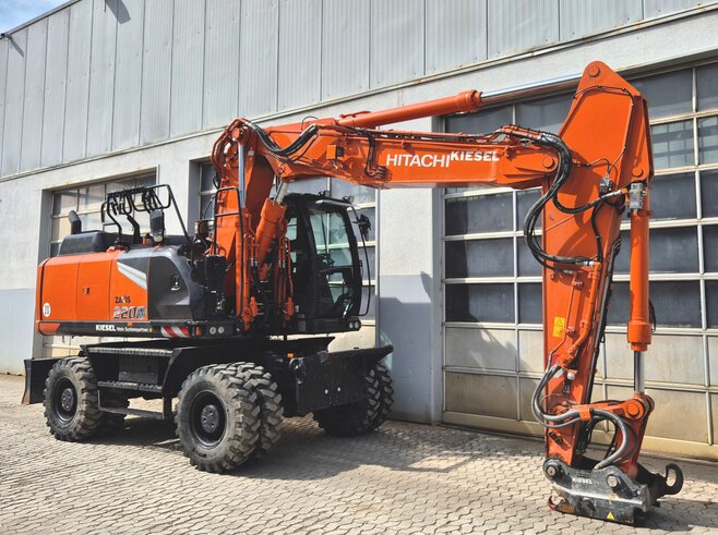 Hitachi ZX220W-7