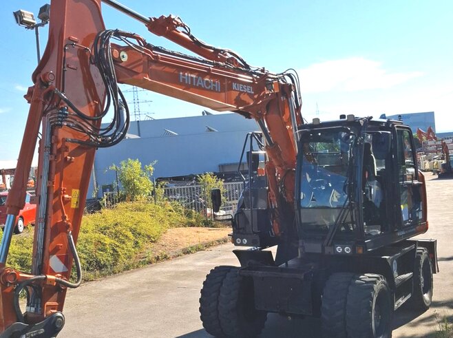 Hitachi ZX155W-7