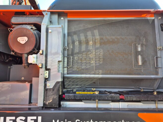 Hitachi ZX220W-7