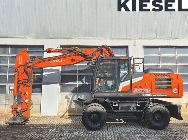 Hitachi ZX220W-7