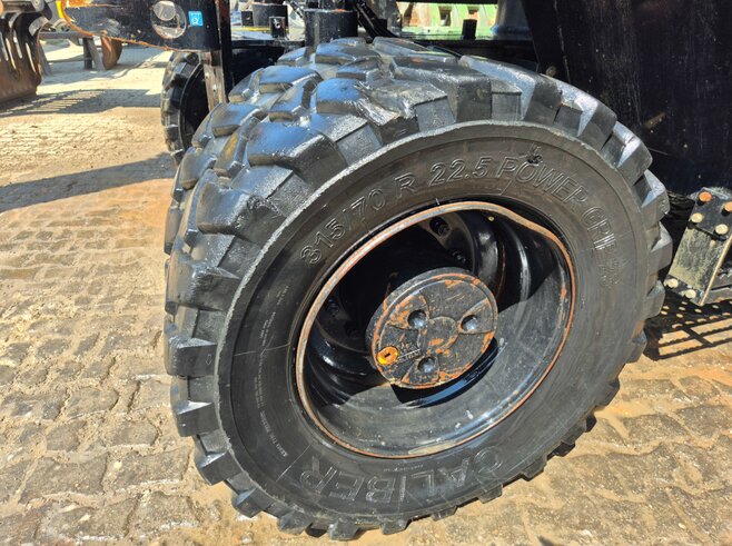 Hitachi ZX175W-7