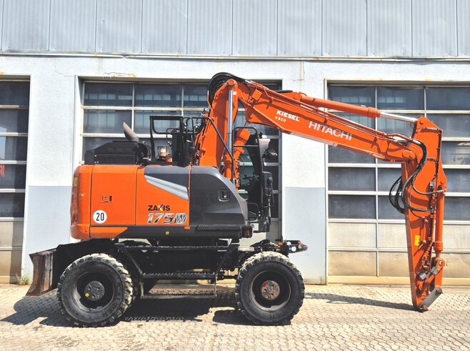 Hitachi ZX175W-7