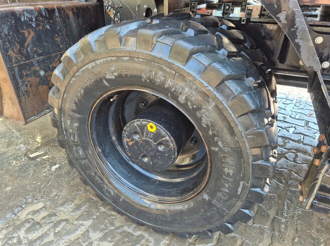 Hitachi ZX175W-7