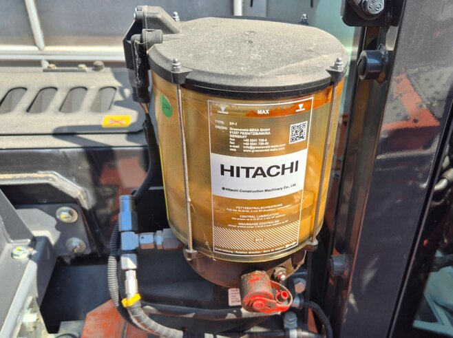 Hitachi ZX175W-7