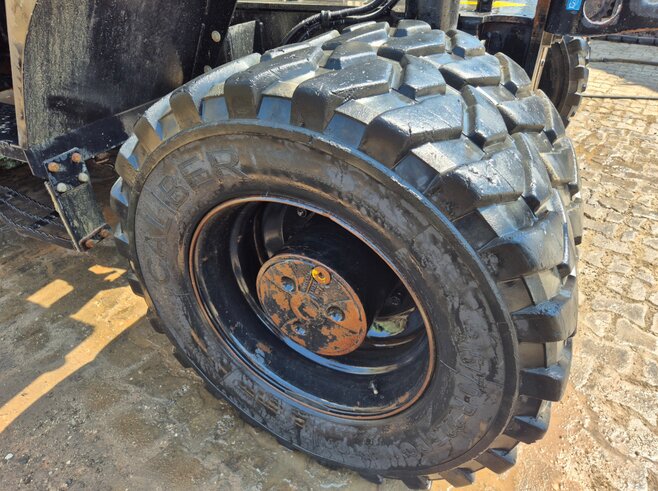 Hitachi ZX175W-7
