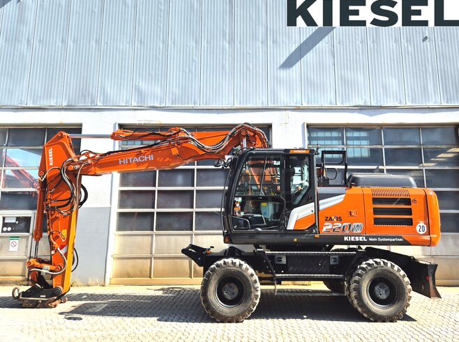 Hitachi ZX220W-7