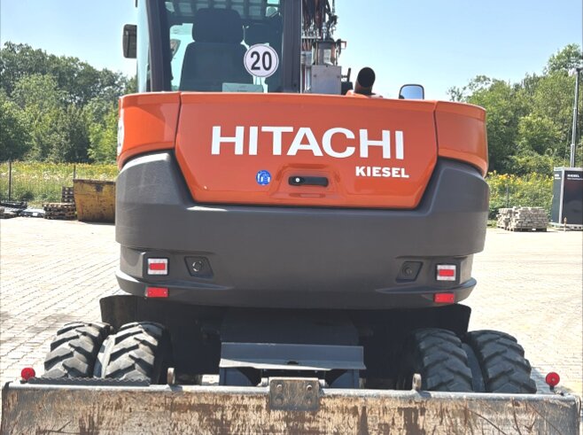 Hitachi ZX95W-7