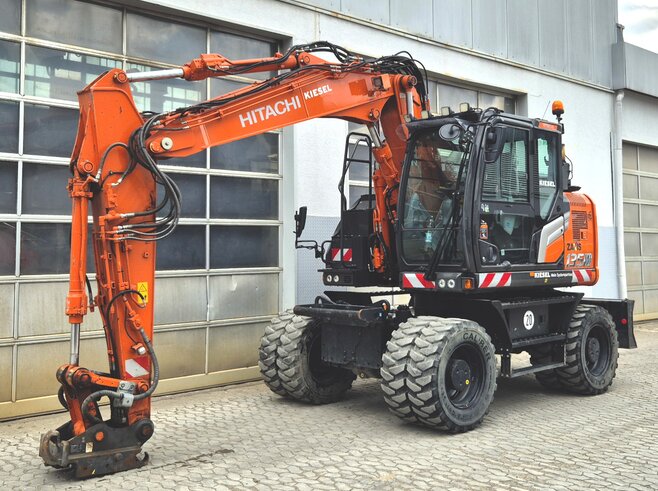 Hitachi ZX135W-7