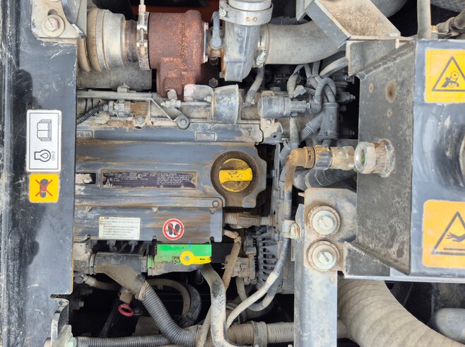 Hitachi ZX135W-7