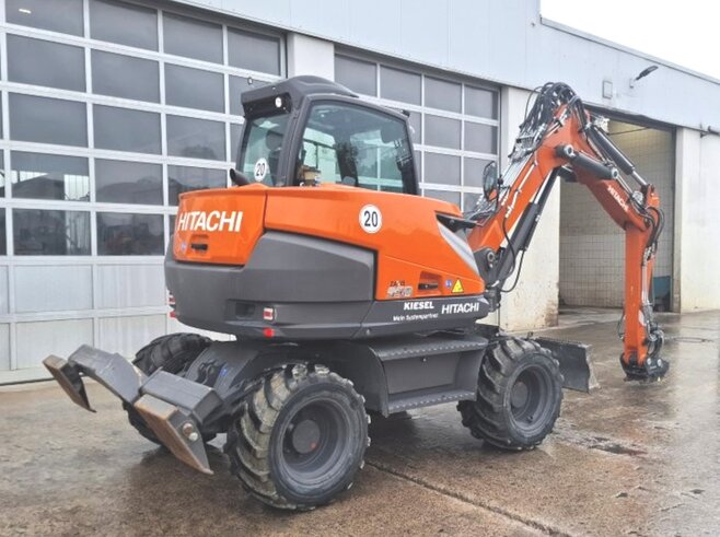 Hitachi ZX95W-7