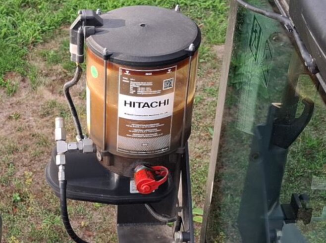 Hitachi ZX135W-7