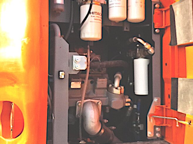 Hitachi ZX135W-7
