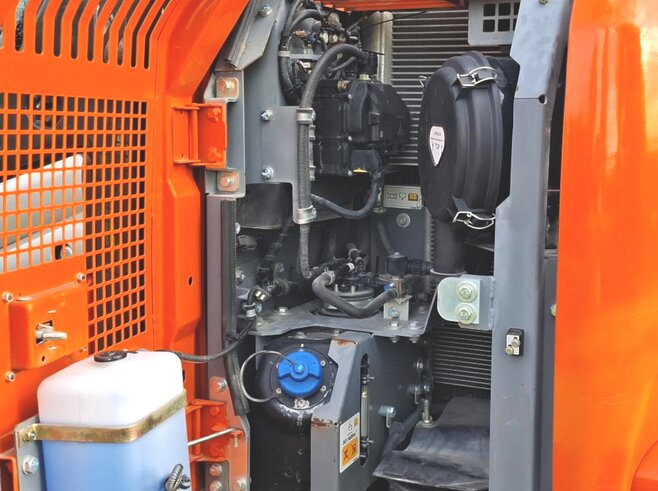 Hitachi ZX135W-7