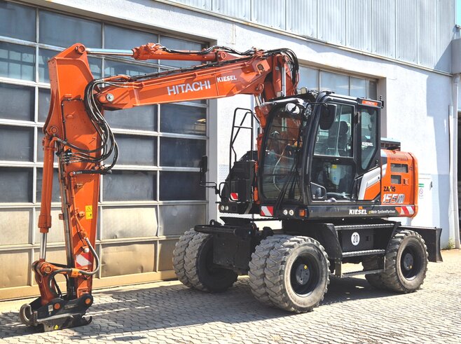Hitachi ZX155W-7