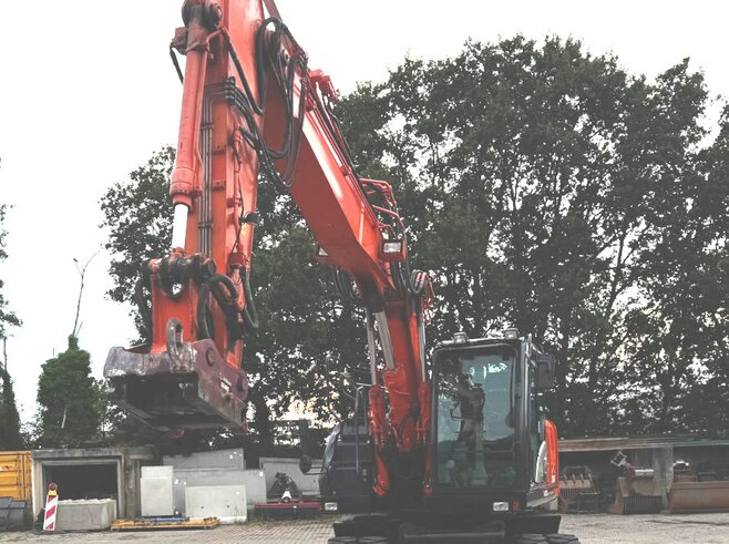 Hitachi ZX170W-6
