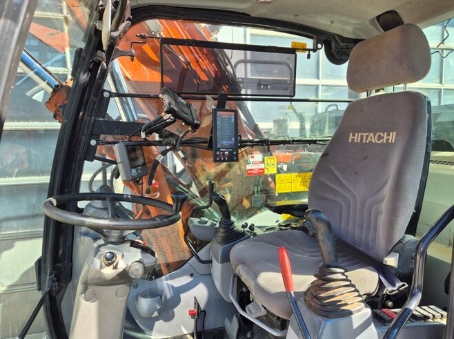 Hitachi ZX145W-6