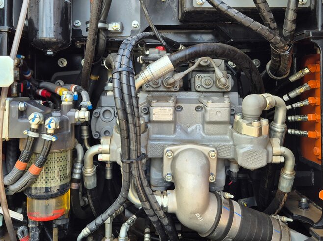 Hitachi ZX180W-7