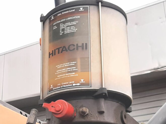 Hitachi ZW220-5