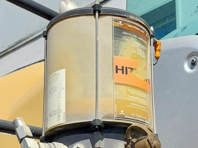 Hitachi ZW310-6