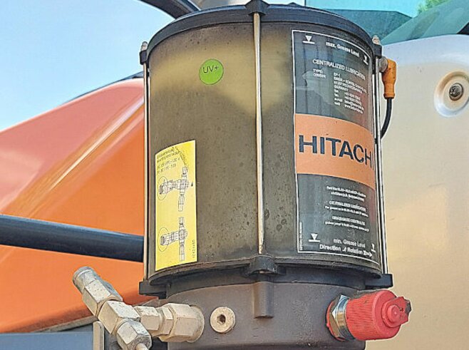 Hitachi ZW310-6