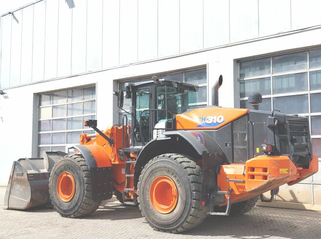Hitachi ZW310-6