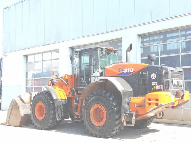 Hitachi ZW310-6