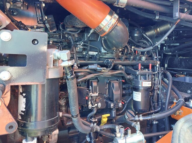 Hitachi ZW310-6