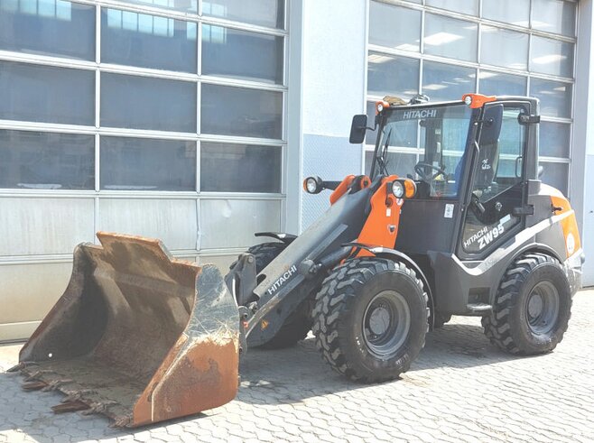 Hitachi ZW95-6
