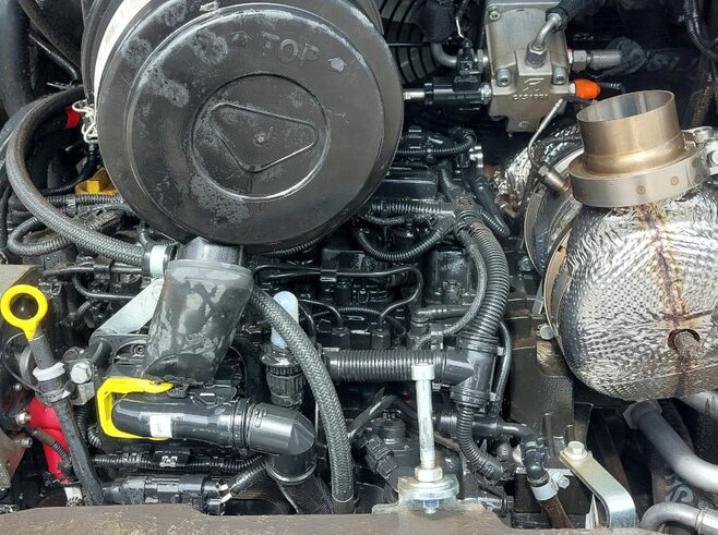 Hitachi ZW95-6