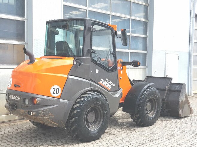 Hitachi ZW95-6