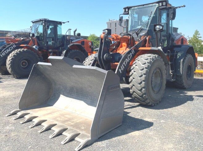 Hitachi ZW160-7