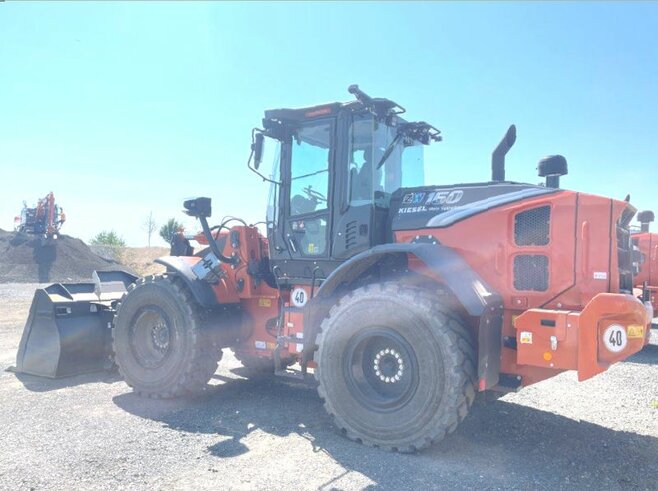 Hitachi ZW160-7