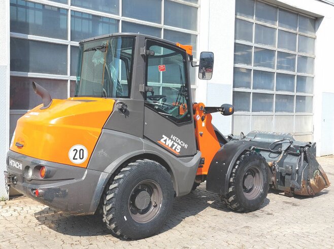 Hitachi ZW75-6