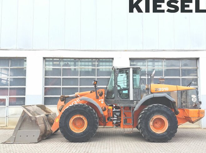 Hitachi ZW310