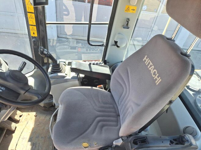 Hitachi ZW180PL-6 High Lift