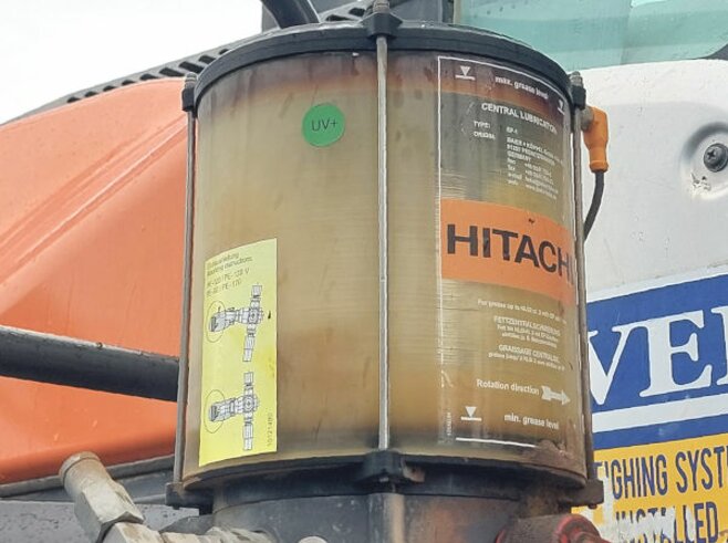 Hitachi ZW310-6