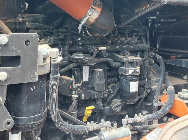 Hitachi ZW310-6