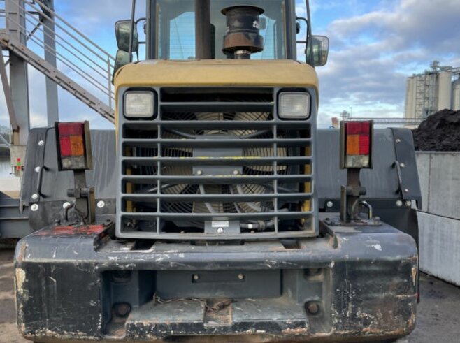 Komatsu WA200PT-5