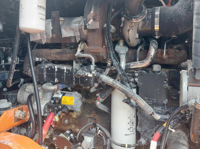 Hitachi ZW310-6