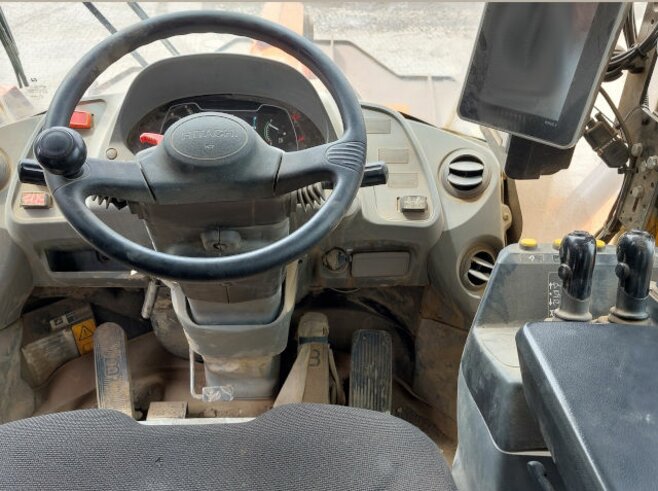 Hitachi ZW310-7