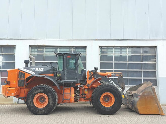 Hitachi ZW310-7