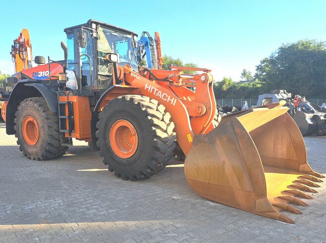 Hitachi ZW310-6