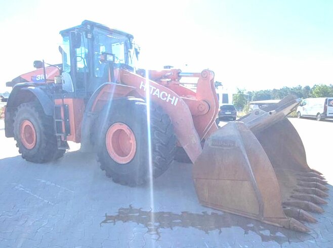 Hitachi ZW310-6