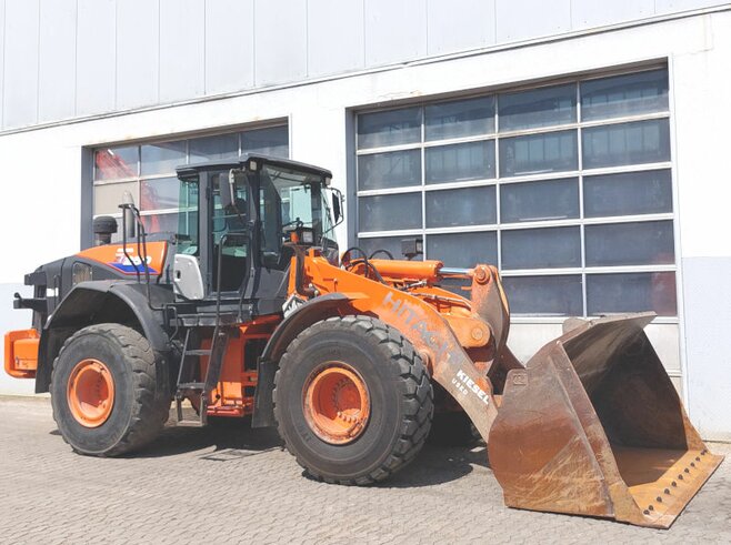 Hitachi ZW250-6