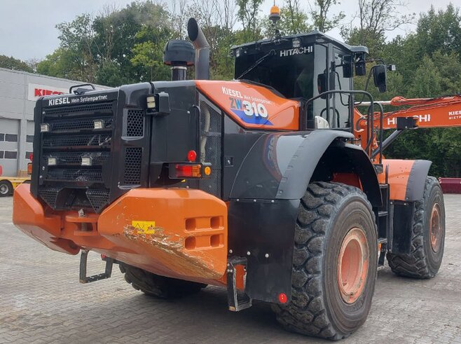 Hitachi ZW310-6