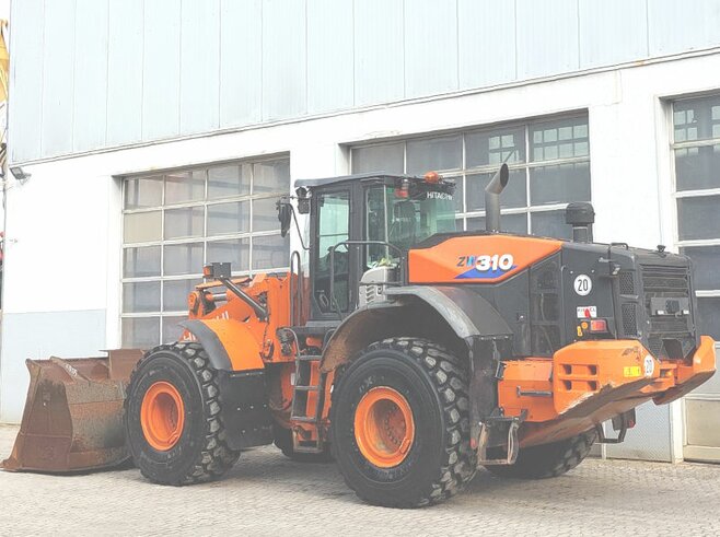 Hitachi ZW310-6